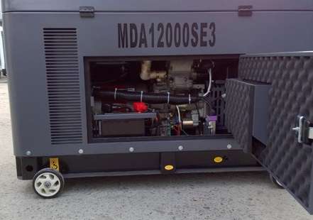 електростанція на 10 кВт Matari MDA12000SE і її трифазний аналог Matari MDA12000SE3