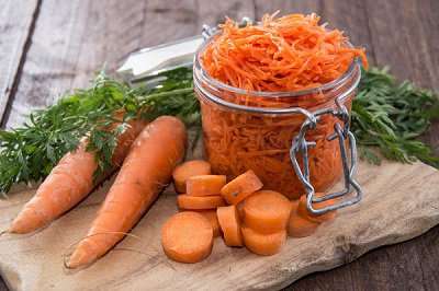 salat-z-morkvu Як закрити салат з моркви на зиму: кращі рецепти з фото