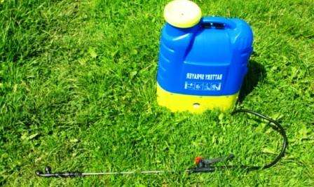 акумуляторний обприскувач