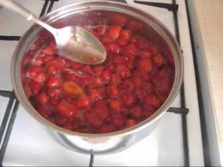 Рарення з клубники: Рецепт приготування з фото