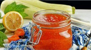варення з курагою та кабачків