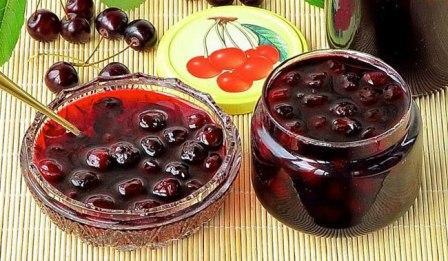 Як зварити варення з вишні з кісточкою: