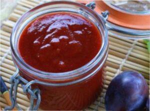 Терновий ткемалі з аджикою